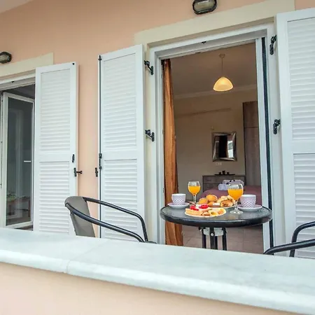 Lollas Apartments Acharavi  Exterior photo