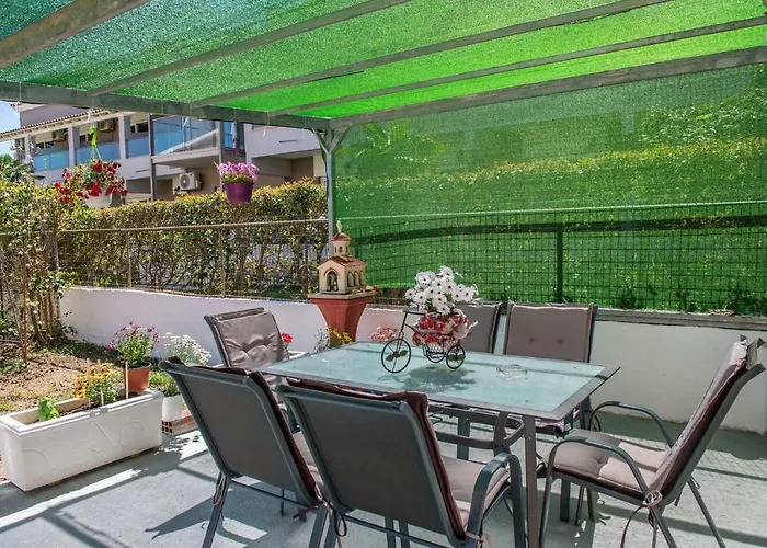 Lollas Apartments Acharavi Corfu