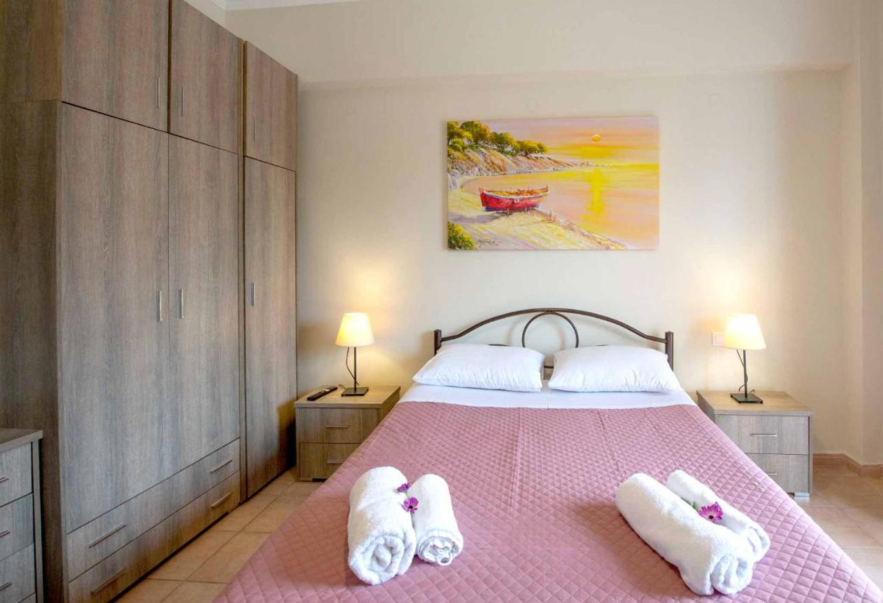 Lollas Acharavi Corfu Holiday home *